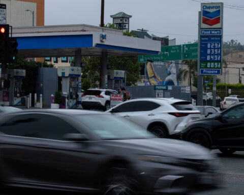 White House weighs red-dyed diesel tax relief to lower fuel prices