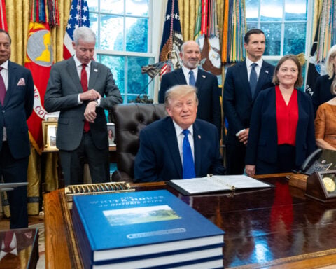 Trump announces a new $15B Iowa steel plant and claims it will be the nation's biggest
