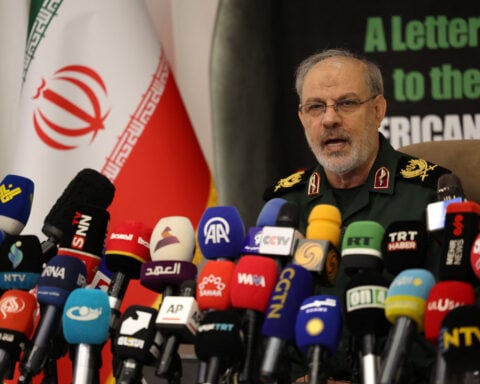 Iran's Revolutionary Guards woo US voters with open letter