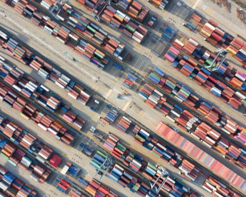 China expects trade to grow despite external challenges