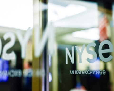 S&P 500 flat as higher bond yields counter tech optimism
