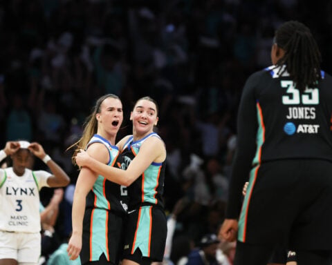 No. 8-seeded Liberty sweep top-seeded Lynx 87-71 in quarterfinals, advance to WNBA semifinals