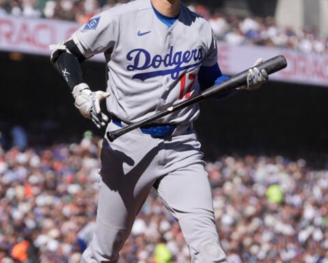 Dodgers expect a healthier Shohei Ohtani for Game 1 of the NLDS