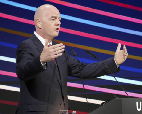 Gianni Infantino loses support of his home nation Switzerland for FIFA presidential campaign