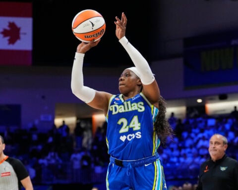 Ogunbowale scores WNBA playoff-record 45 as Wings win in OT to force deciding game with Valkyries
