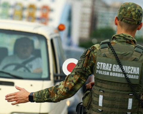 Poland to extend German, Lithuanian border controls until March 2027