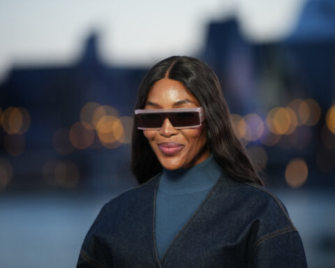 Naomi Campbell's 5-year ban on serving as a charity trustee in England and Wales is overturned