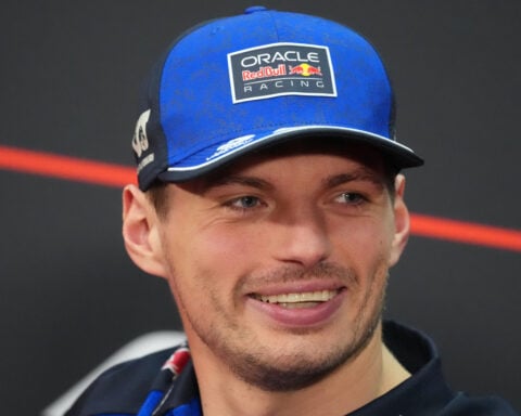 Max Verstappen sets a target of one race victory to avoid a first winless F1 season since 2015
