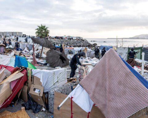 Spanish police clear migrant camp on Ceuta beach ahead of royal visit