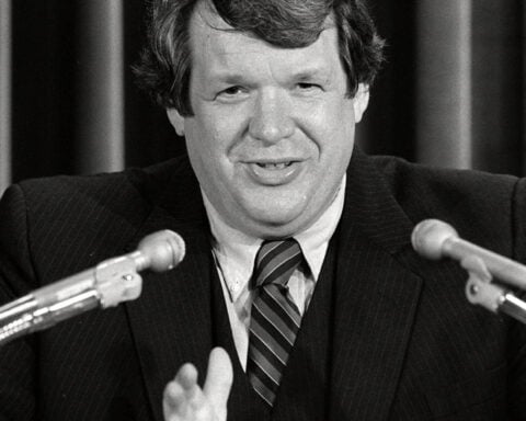 Dennis Hastert, longtime Republican House speaker who went to prison, dies at age 84