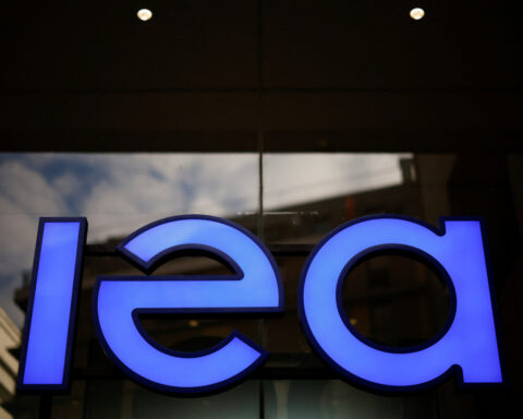 IEA to decide on details of diesel stocks release next week, sources say, as market confusion grows