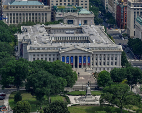 US Treasury yields are "screaming good value" says PIMCO senior advisor
