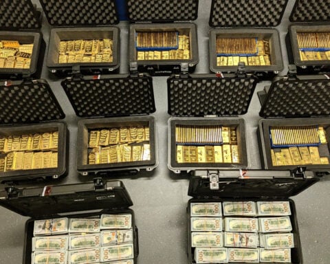 Former CIA official accused of stealing $40M in gold bars pleads guilty