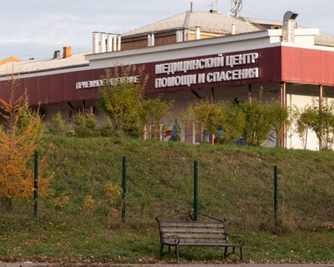 Russia says plague institute worker's death does not risk an epidemic