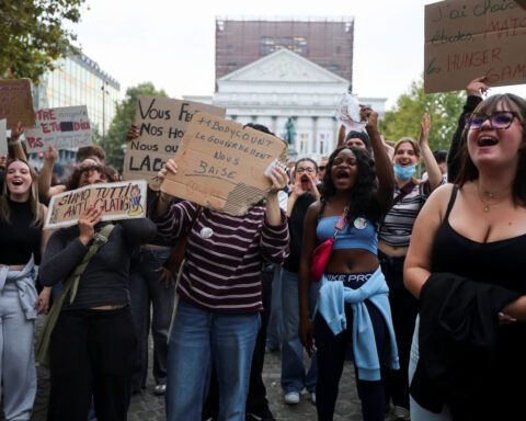 Belgian student protests against education costs echo France