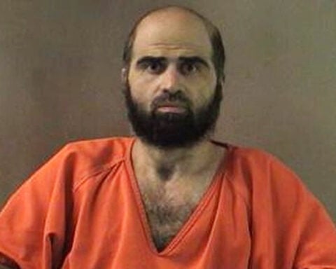 As Army moves to execute Fort Hood shooter, questions about procedure linger