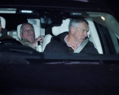 Ex-prince Andrew search warrants quashed after police accept legal error