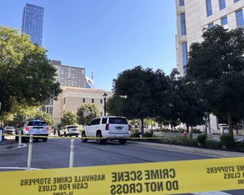 Man with a gun and knife is fatally shot by security at Nashville federal courthouse, police say