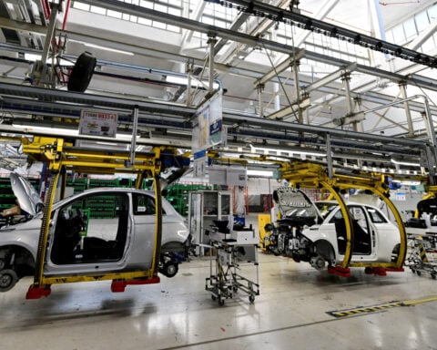 Italy industrial output dives unexpectedly in August