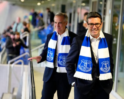 Everton up for sale after US owner says it is exploring investment options