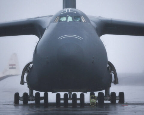 Portugal PM cautions judiciary not to get political over US use of air base