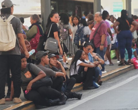 A second powerful 6.6 magnitude earthquake strikes Panama following a series of aftershocks, USGS says