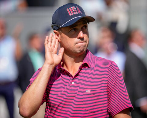Adam Scott, Justin Thomas move into contention at the PGA Tour's Japan event