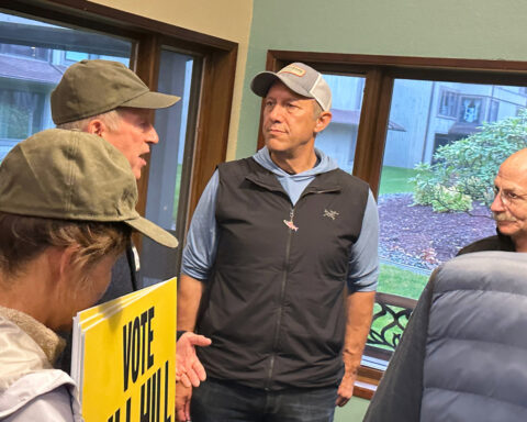 A small-town Alaska fisherman has Republicans on the defensive as they try to keep US House majority