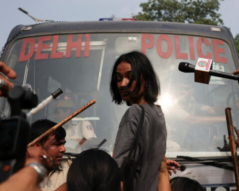 India detains thousands, locks down Delhi to foil election chief protest