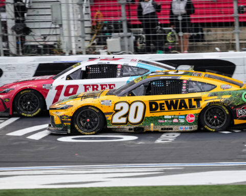 Chase Briscoe holds off teammate Christopher Bell in Charlotte to win 2nd straight playoff race