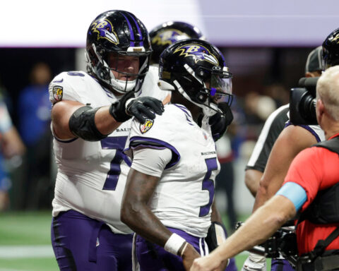 Huntley leads late TD drive to force OT and then scores on 1-yard run as Ravens beat Falcons 30-23