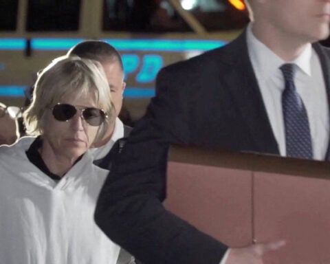 Actor Selma Blair arrested and accused of abusing flight attendants