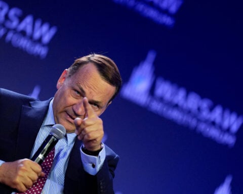 Poland's Sikorski asks 'big man' Musk if he is playing politics with Starlink in Ukraine