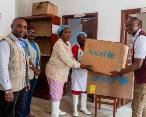 As Ebola spreads in eastern Congo, mothers and children shun vital care