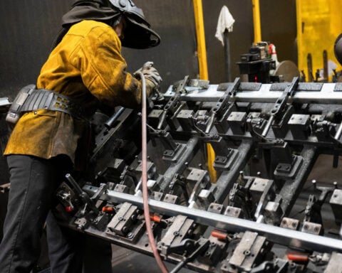 US producer prices post largest gain in 4-1/2 years; expensive gasoline boosts retail sales