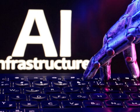 Analysts react to Coreweave debt woes, AI selloff