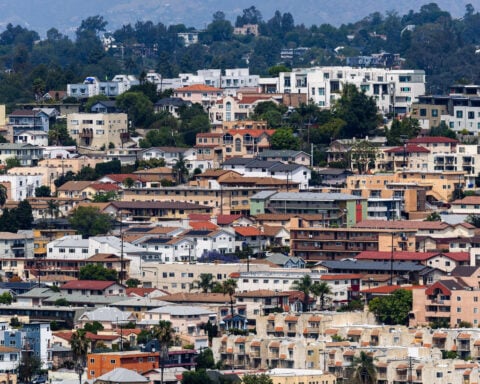High mortgage rates are deepening a ‘K-shaped’ housing market