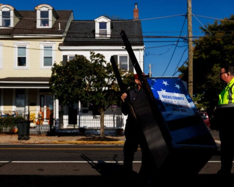 FBI, US Postal Service investigate suspicious mailings to election officials, lawmakers