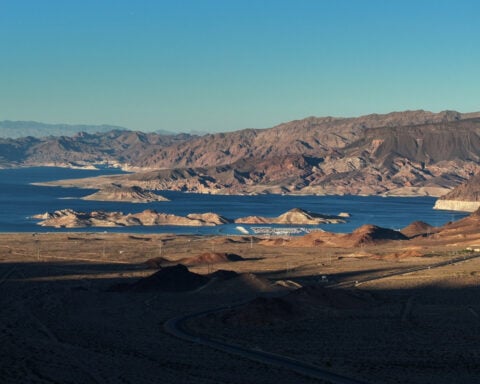 Las Vegas police plan to release the ID of a man found in a barrel in Lake Mead