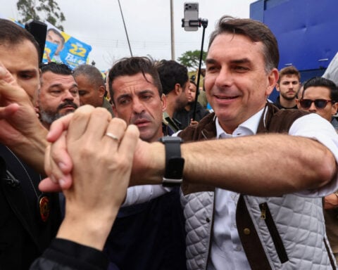 Brazil candidates focus fiscal plans on voter-friendly measures before runoff