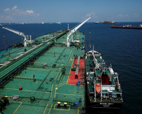 Supertanker rates fall from record highs