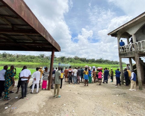 Families wait for answers after Nigerian military plane crash
