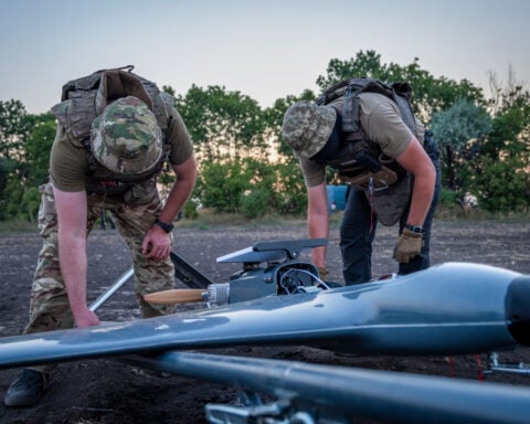 Presidential adviser says Ukraine is in talks to lift speed limit on military satellite network
