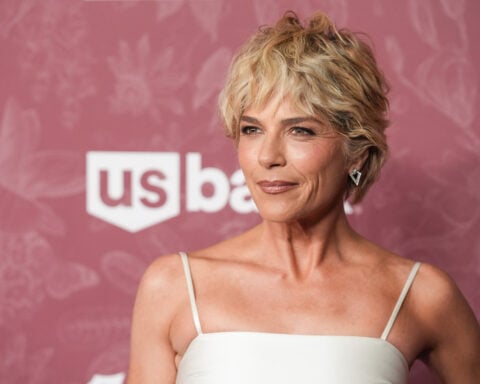 Selma Blair's representatives say she didn't intend to hurt anyone on flight that led to her arrest