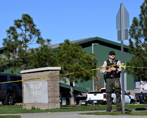 Teen shooter kills 4 at Oregon elementary school before being shot by a witness