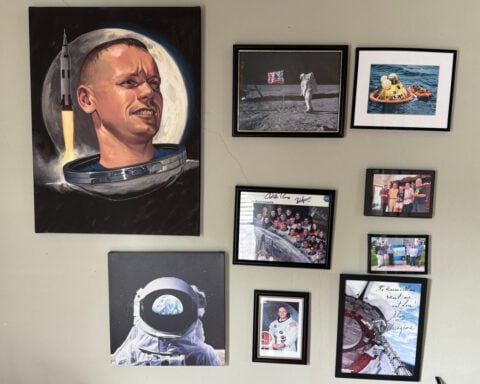 A historical society with pilot's help bought Neil Armstrong's boyhood home and will offer tours