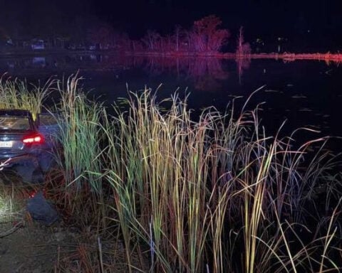 Stolen car filled with teenagers crashes into Maine pond, police say