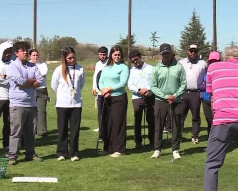 California native Bobby Clampett backs First Tee effort to teach young golfers