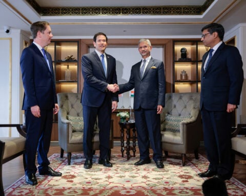 Rubio and India's foreign minister hold talks in Mumbai as both sides aim to finalize a trade deal