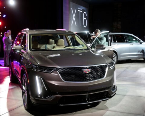 GM shares sink as automaker signals rising cost pressures